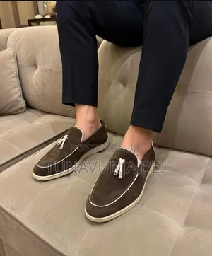 Loro Piano Moccains Classic