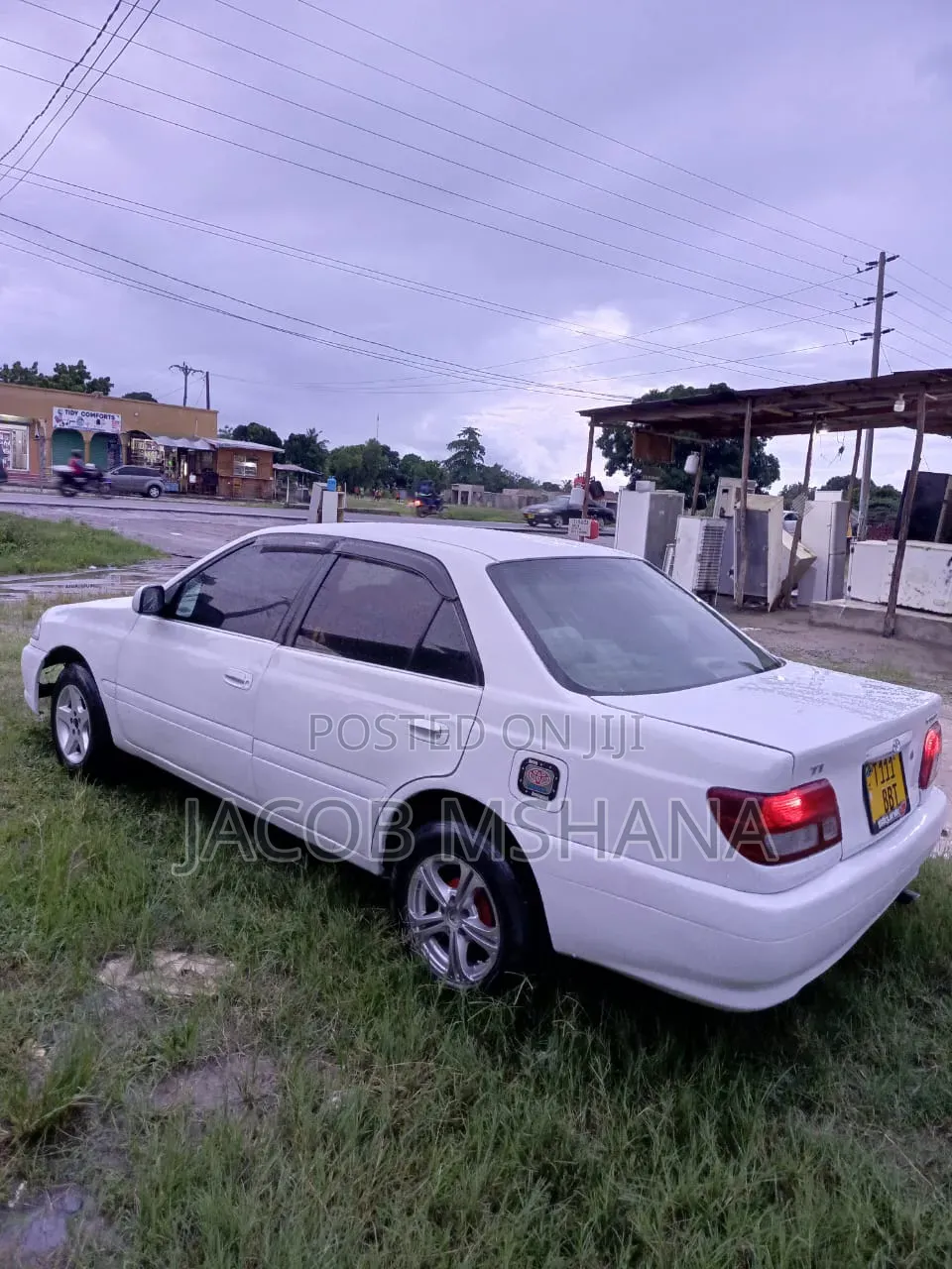 Toyota Carina 1999 White