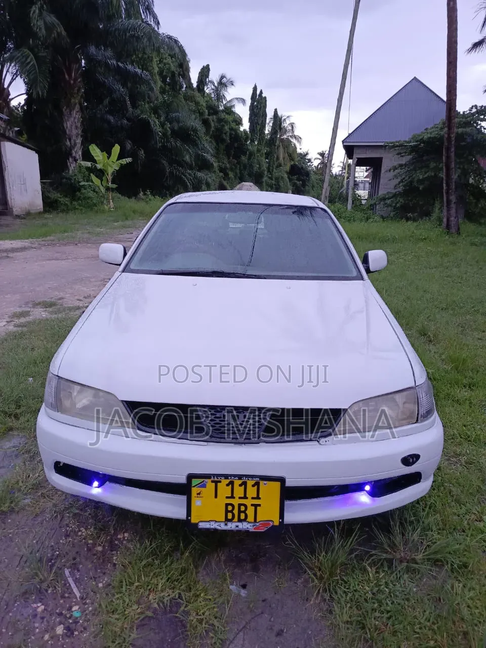Toyota Carina 1999 White