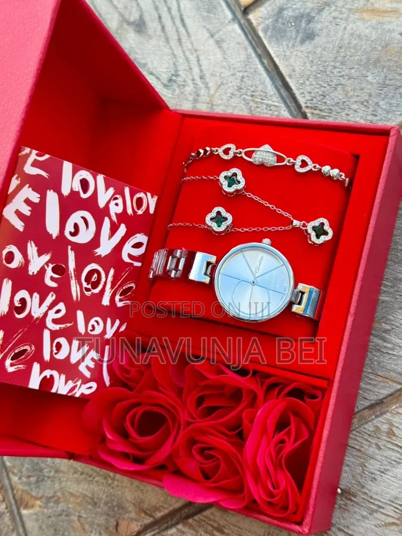 New Ladies Set Watch 