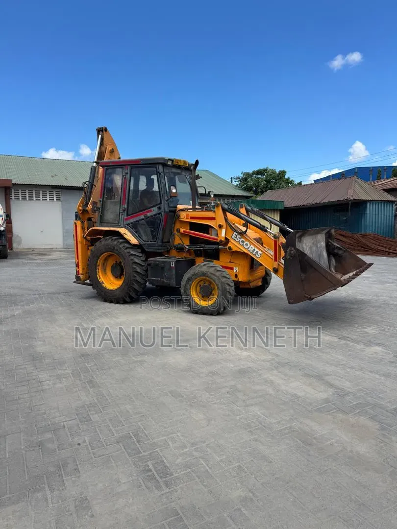 Escorts Kubota Backhoe Loader
