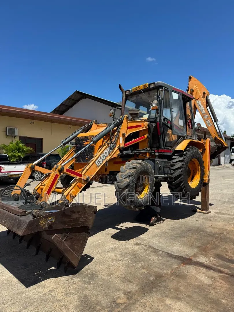 Escorts Kubota Backhoe Loader