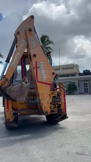 Escorts Kubota Backhoe Loader