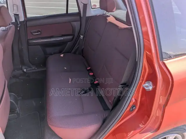Mazda Verisa 2009 Orange