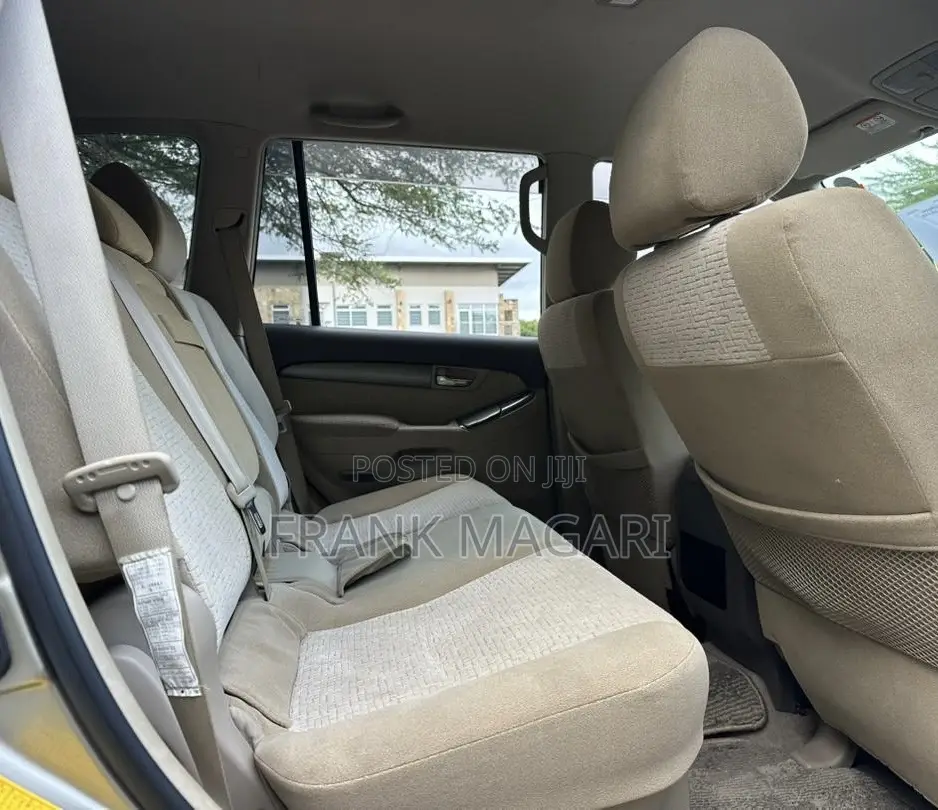 Toyota Land Cruiser Prado 2006 Gold