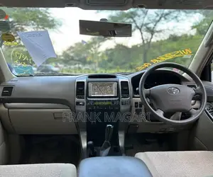 Toyota Land Cruiser Prado 2006 Gold