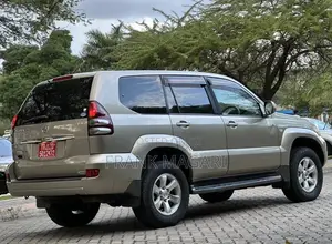 Toyota Land Cruiser Prado 2006 Gold
