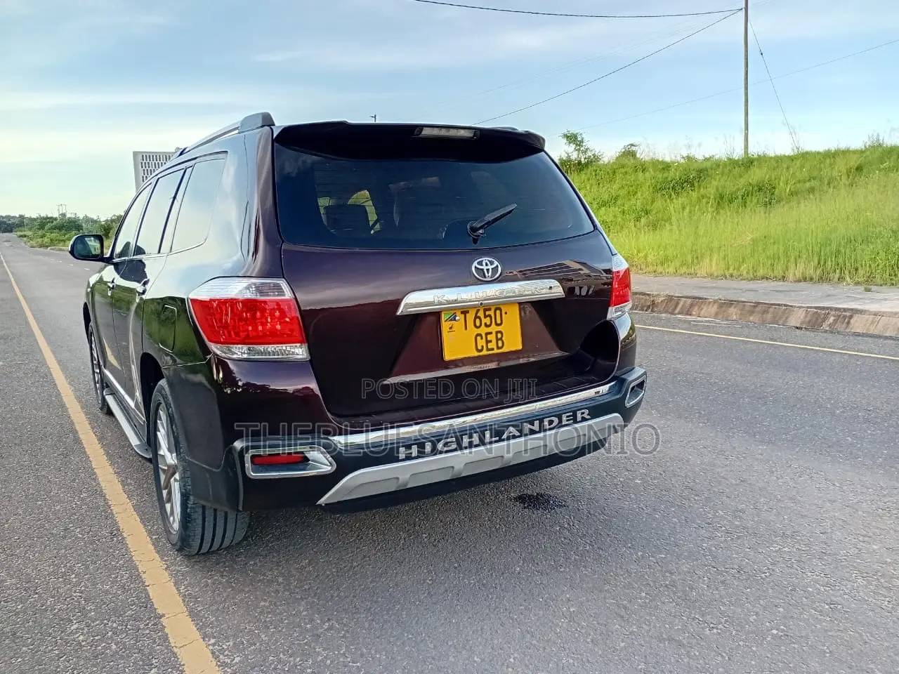 Toyota Kluger 2013 Maroon