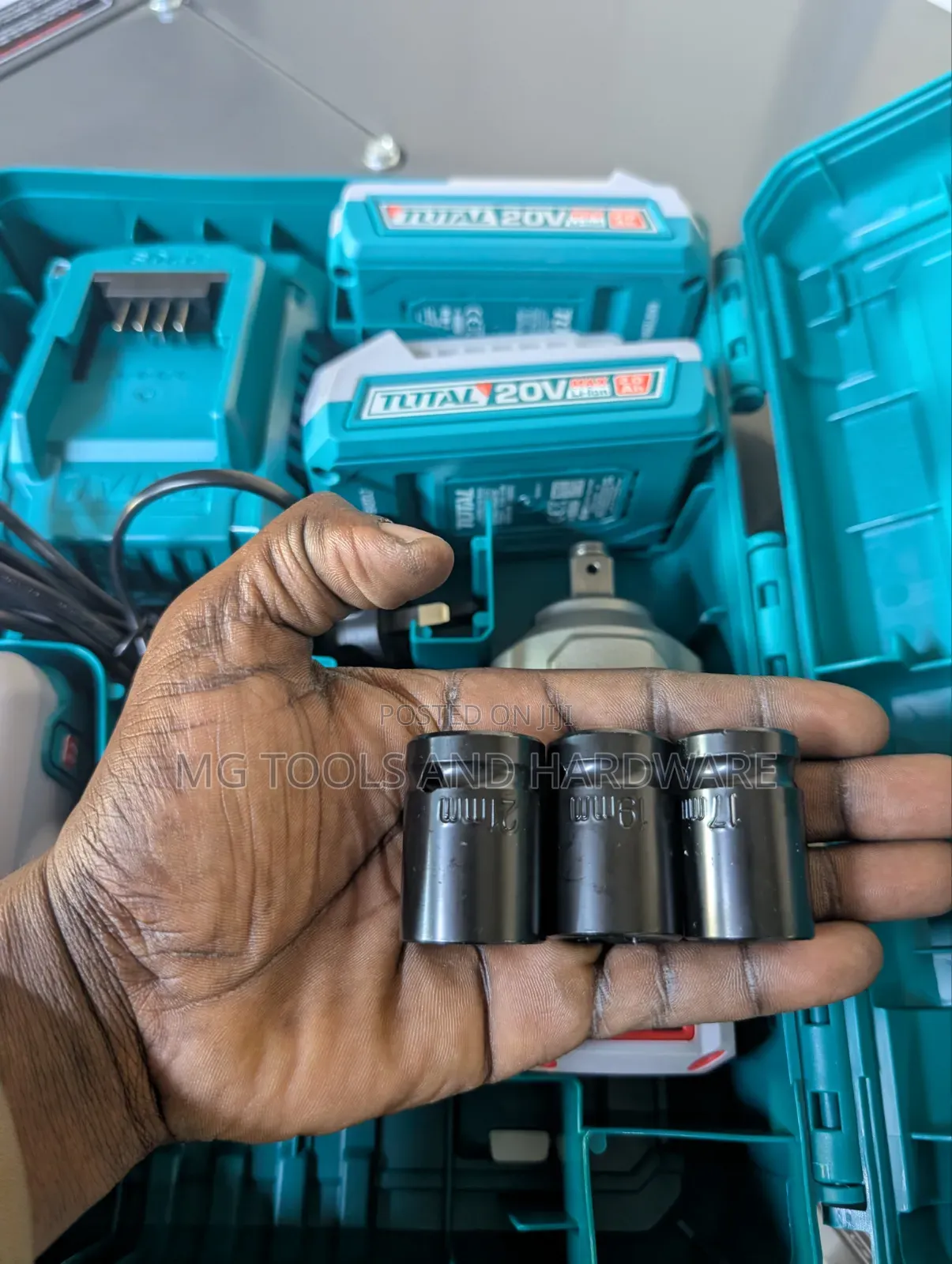 Cordless Impact Wrench 1/2