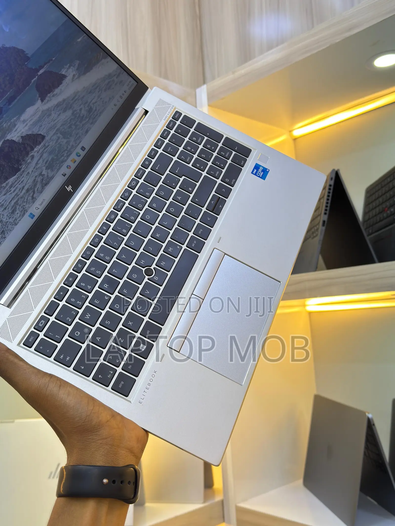 Laptop HP EliteBook 850 G8 8GB Intel Core i5 SSD 256GB