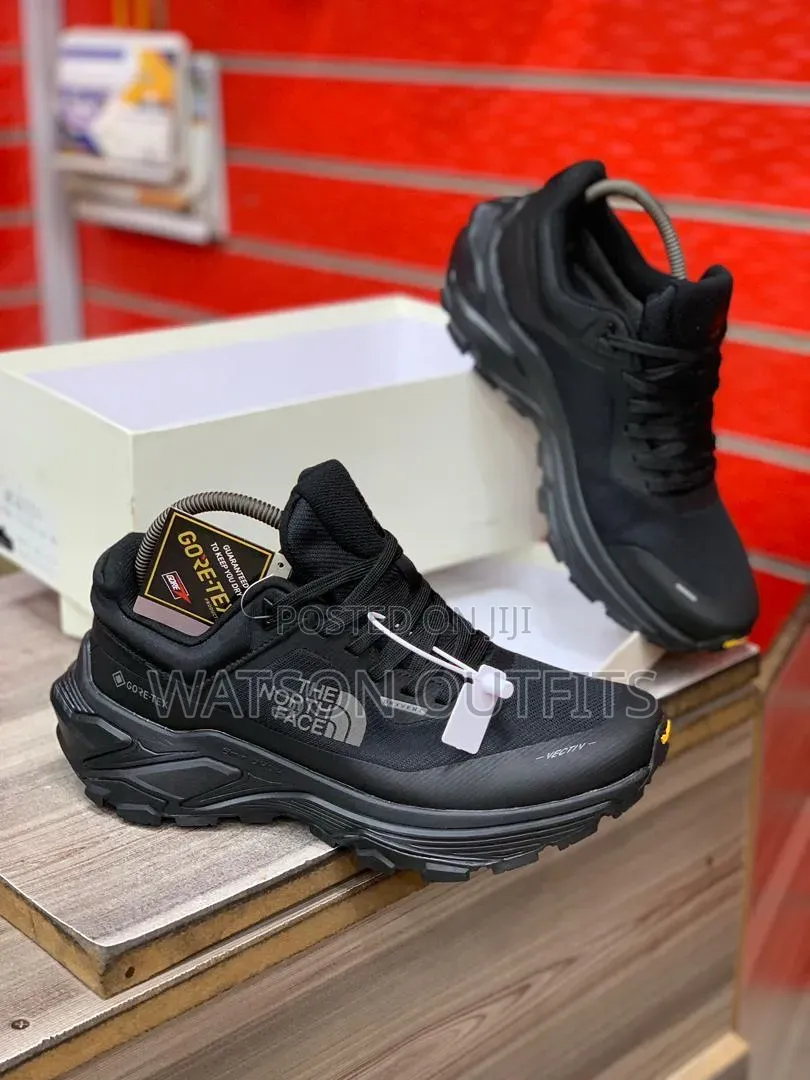 Men's Leather Shoes Goretex the North Face Brilliantly Branded