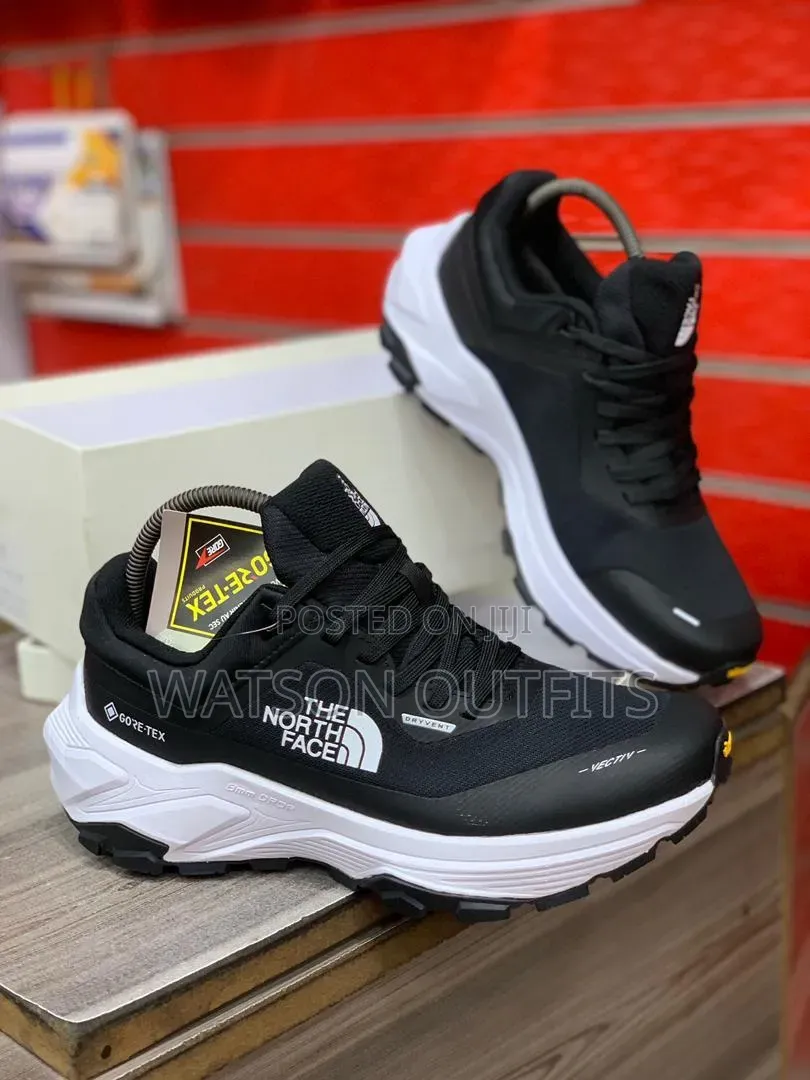 Men's Leather Shoes Goretex the North Face Brilliantly Branded