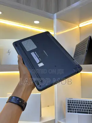 Laptop Dell Latitude 3189 4GB Intel SSD 128GB