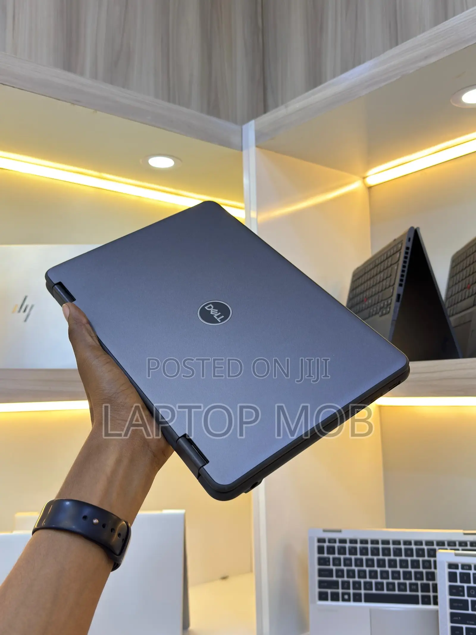 Laptop Dell Latitude 3189 4GB Intel SSD 128GB