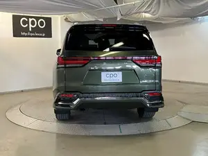 Lexus LX 600 2023 Green