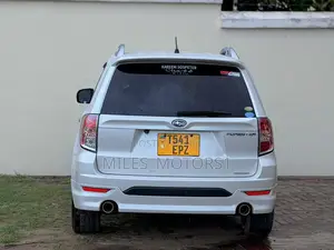 Subaru Forester 2011 White