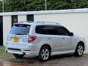 Subaru Forester 2011 White