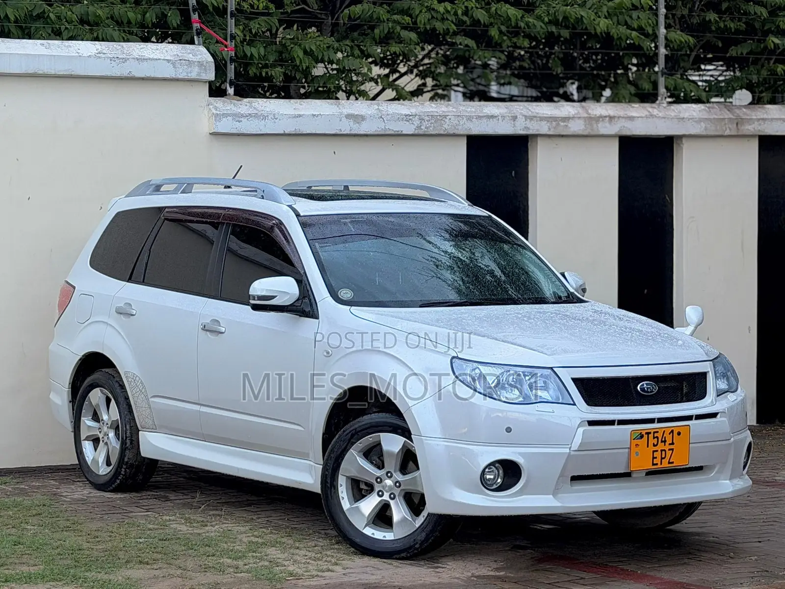 Subaru Forester 2011 White