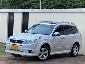 Subaru Forester 2011 White