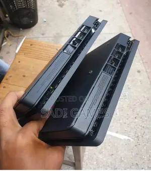 Ps4 Slim With 2 Controllers