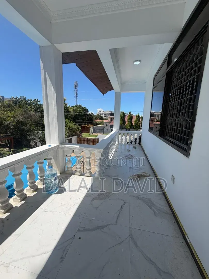 Mini Flat in Masaki for rent