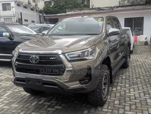 Toyota Hilux 2.4 Diesel 2020 Gold