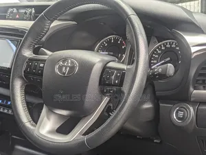 Toyota Hilux 2.4 Diesel 2020 Gold