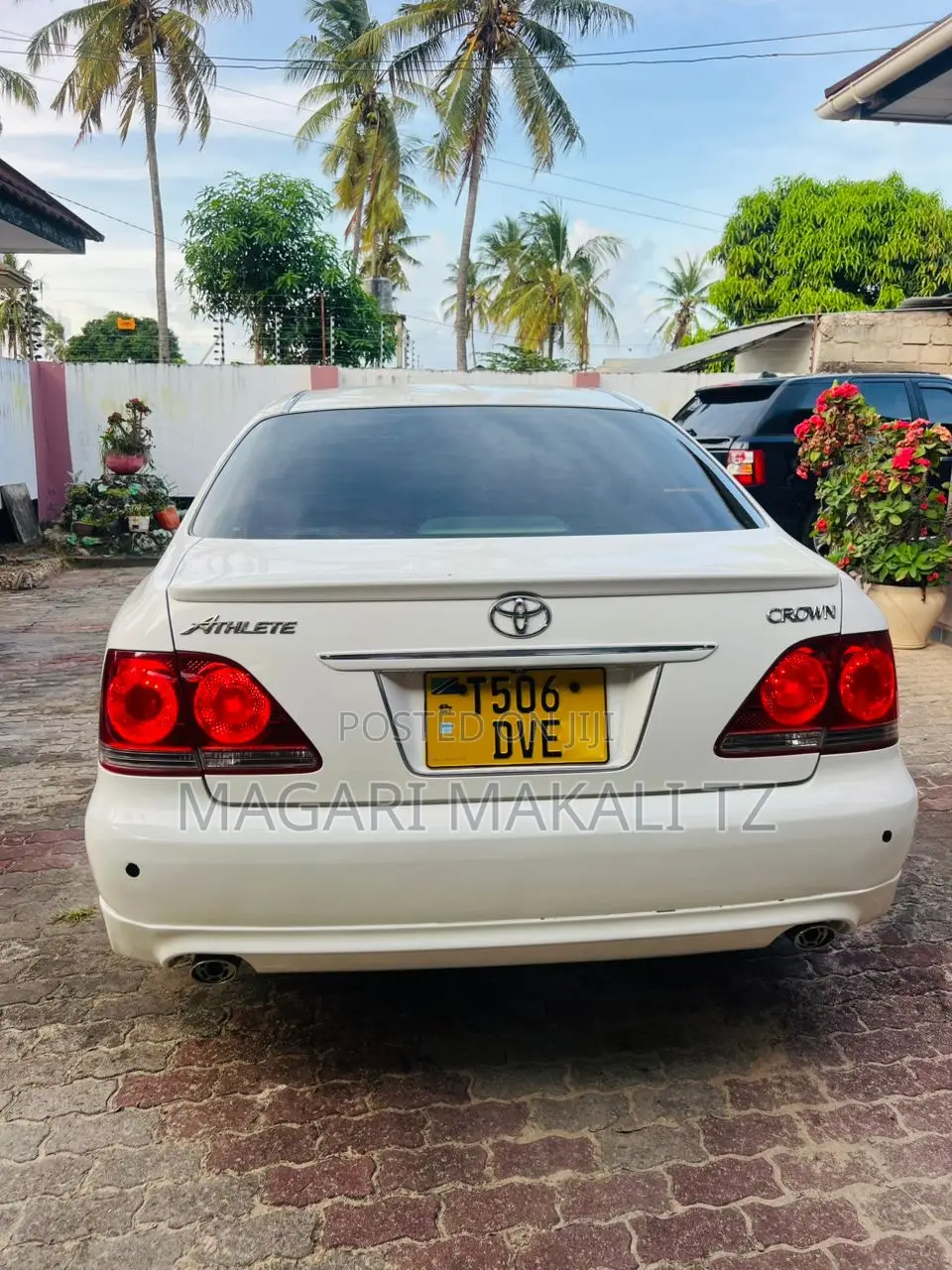 Toyota Crown Royale 2005 White