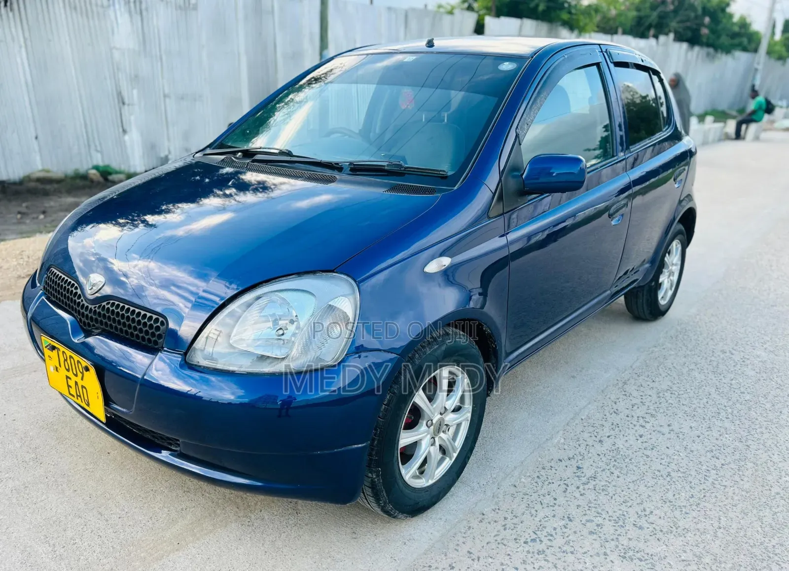 Toyota Vitz 2006 Blue