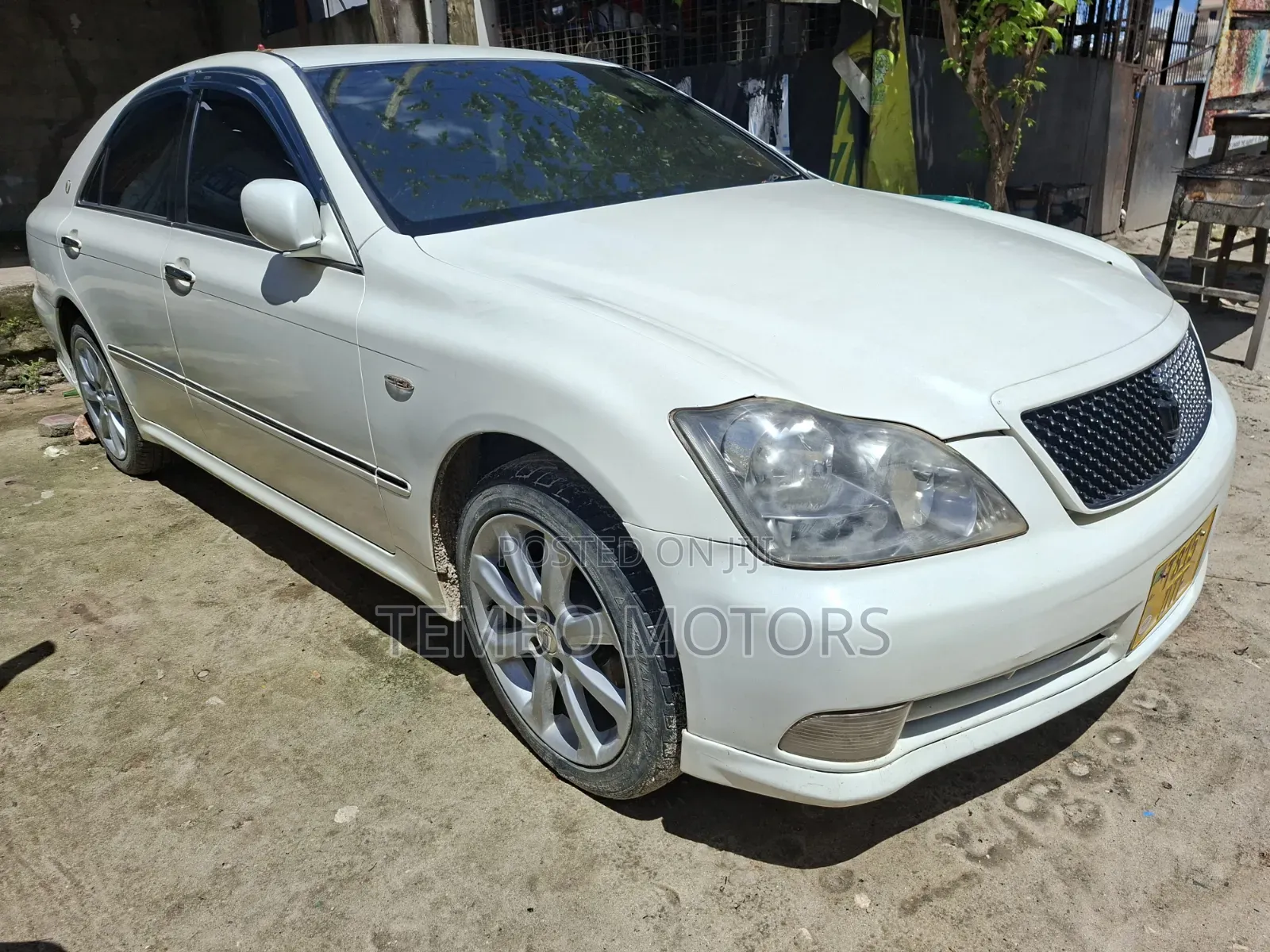 Toyota Crown 2004 White