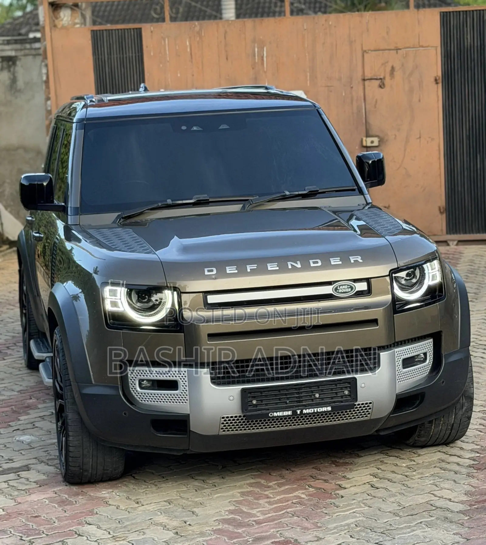 Land Rover Defender 110 SE 4x4 2020 Brown