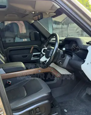 Land Rover Defender 110 SE 4x4 2020 Brown