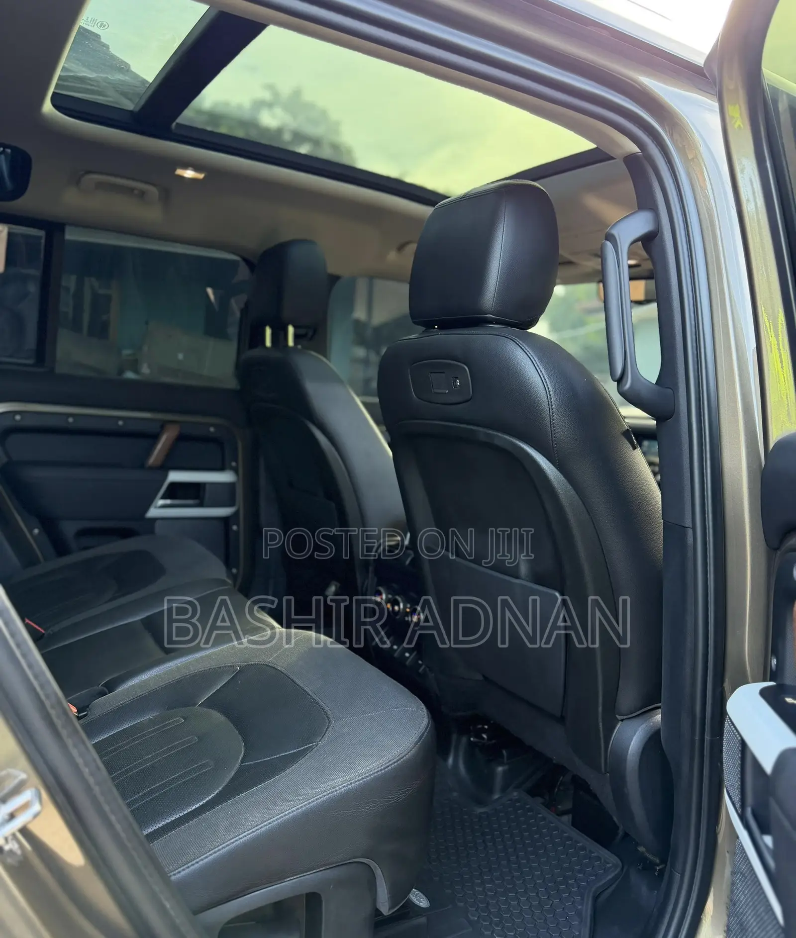 Land Rover Defender 110 SE 4x4 2020 Brown