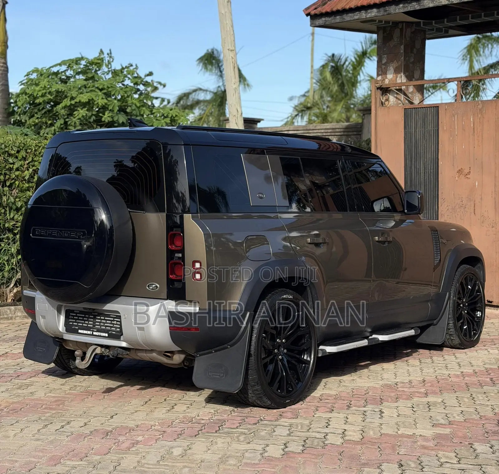 Land Rover Defender 110 SE 4x4 2020 Brown