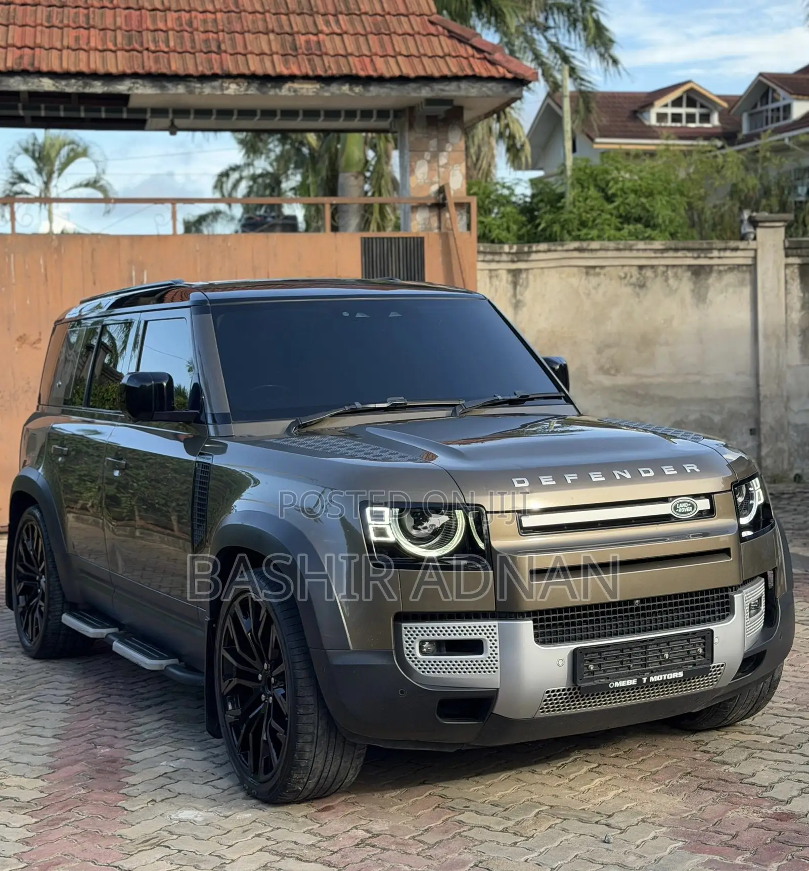 Land Rover Defender 110 SE 4x4 2020 Brown