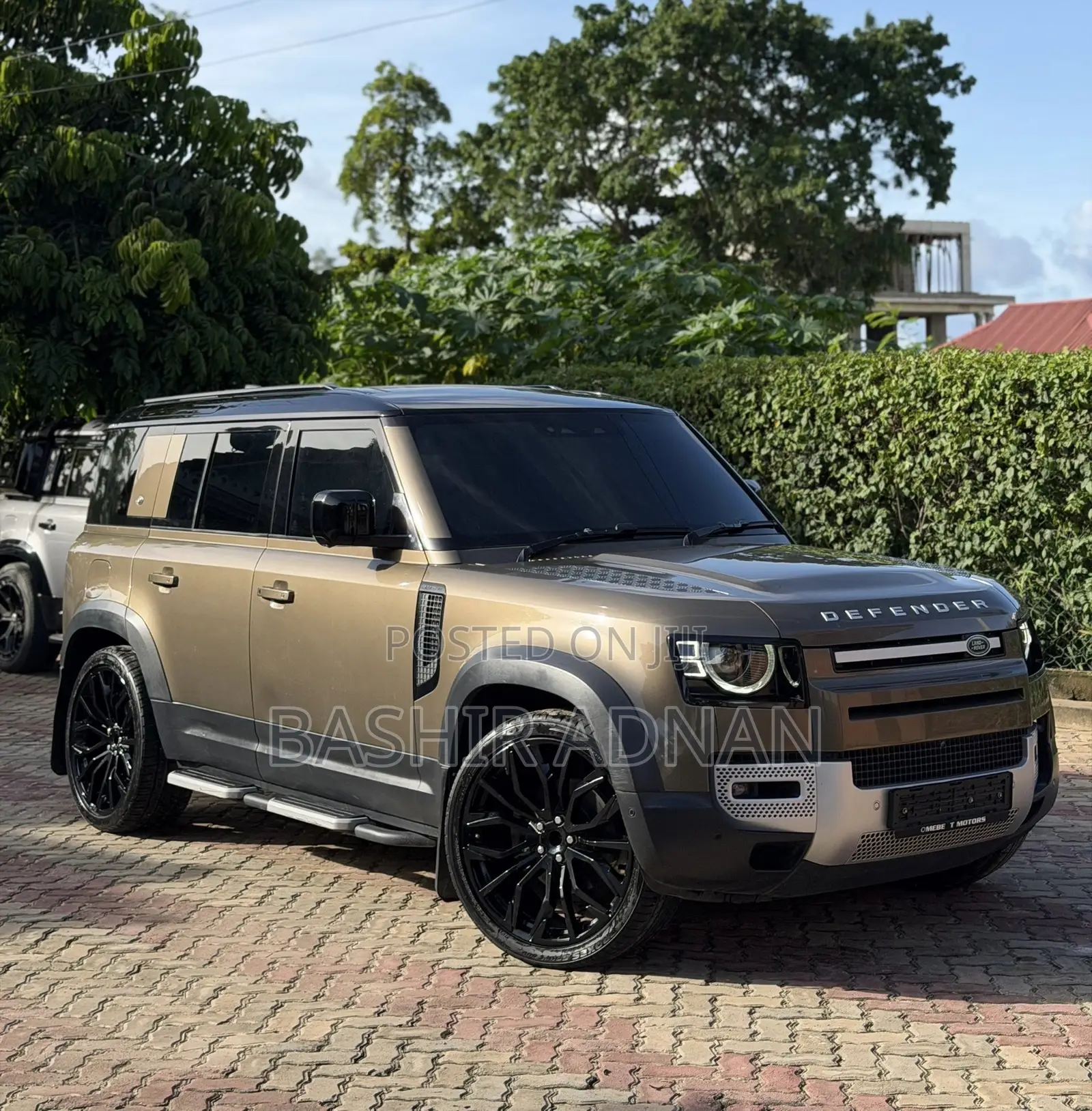 Land Rover Defender 110 SE 4x4 2020 Brown