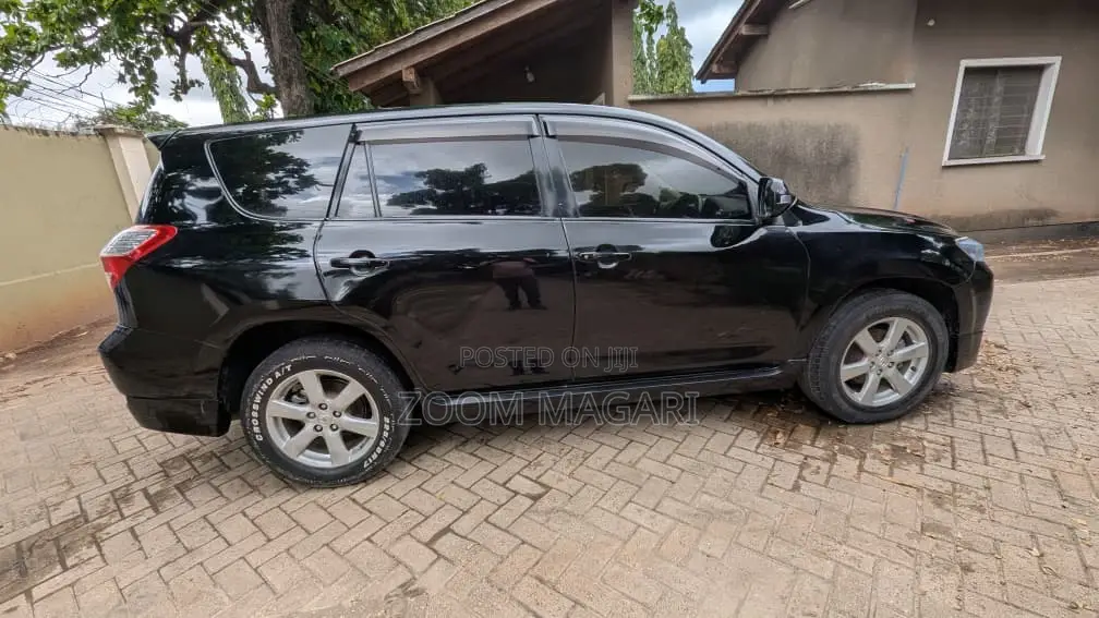 Toyota Vanguard 2009 Black