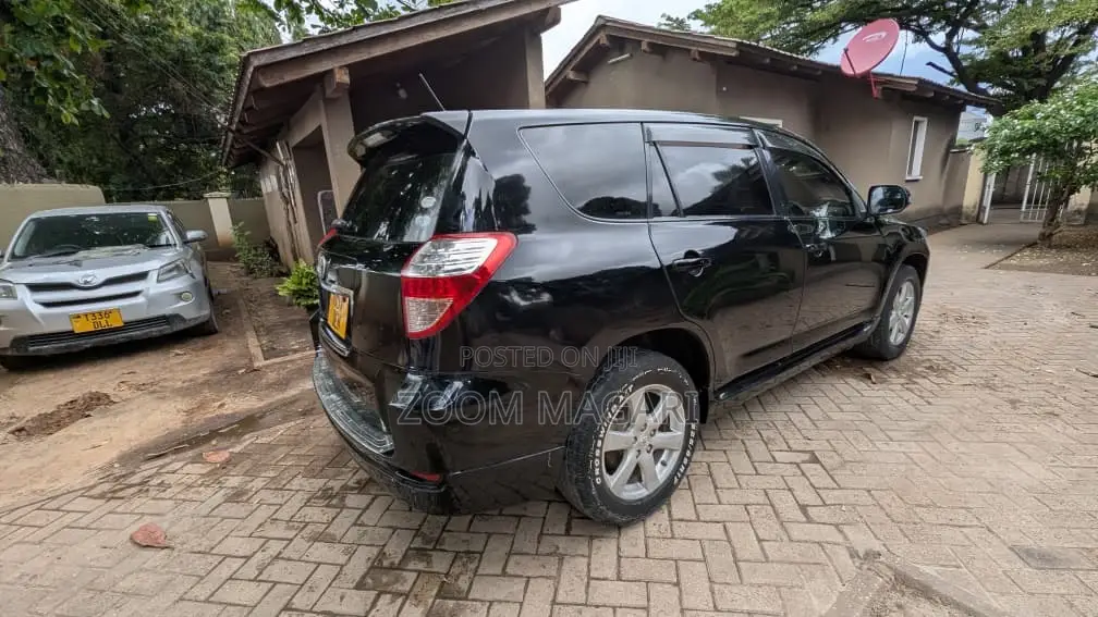 Toyota Vanguard 2009 Black