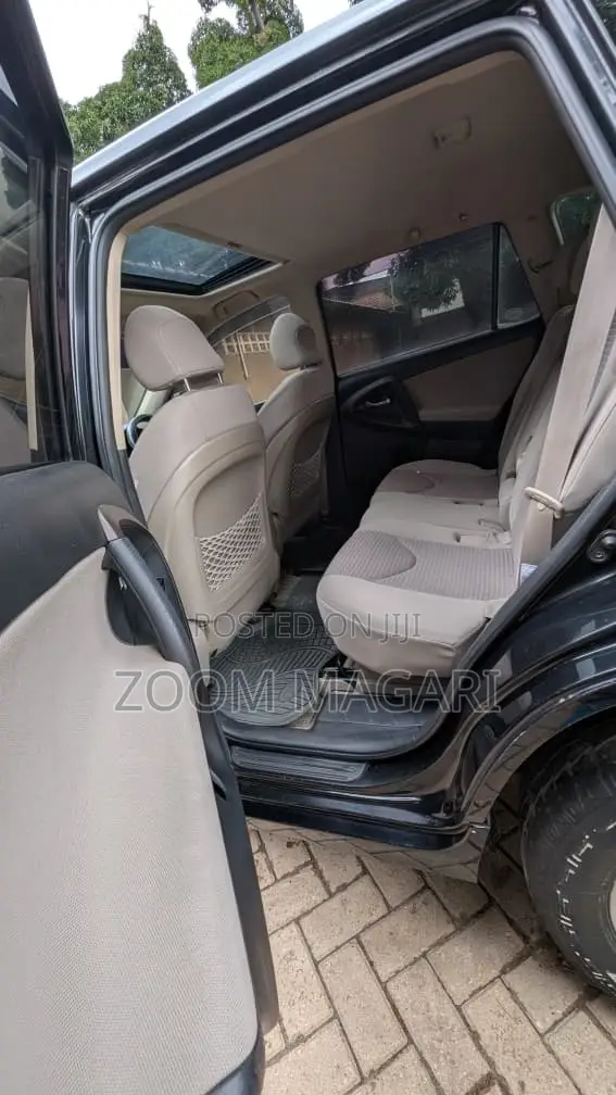 Toyota Vanguard 2009 Black