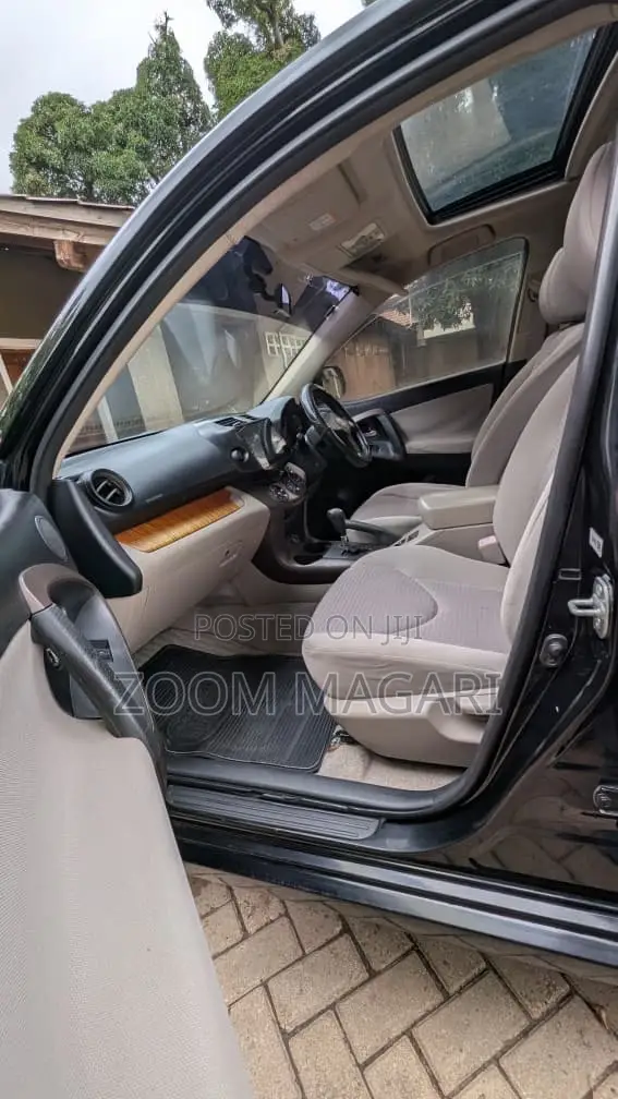 Toyota Vanguard 2009 Black