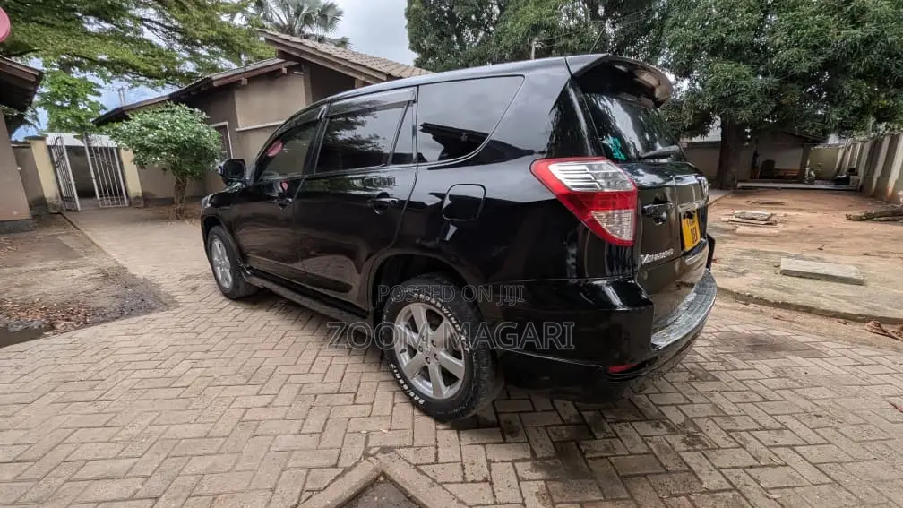 Toyota Vanguard 2009 Black