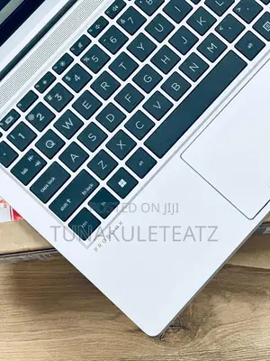 Laptop HP ProBook 445 G9 8GB AMD Ryzen 5 SSD 256GB