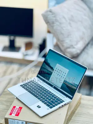 Laptop HP ProBook 445 G9 8GB AMD Ryzen 5 SSD 256GB