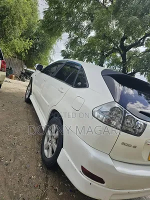 Toyota Harrier 2005 White