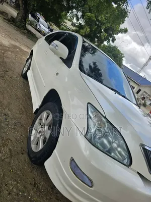 Toyota Harrier 2005 White