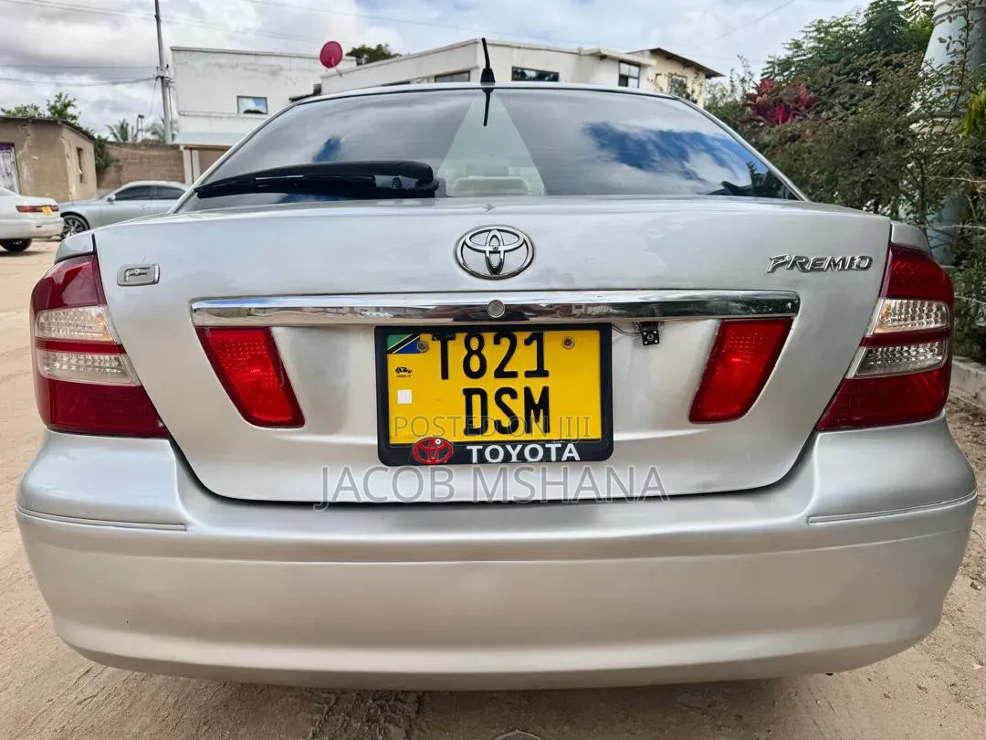 Toyota Premio 2003 Silver