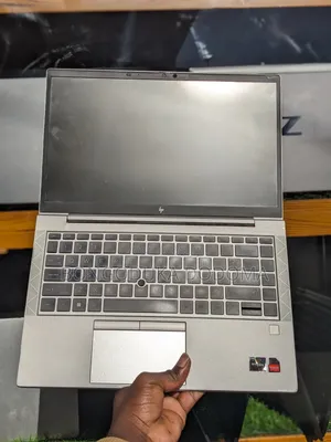 Laptop HP EliteBook 845 G8 16GB AMD Ryzen 5 SSD 256GB