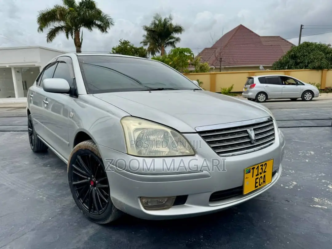 Toyota Premio 2005 Silver