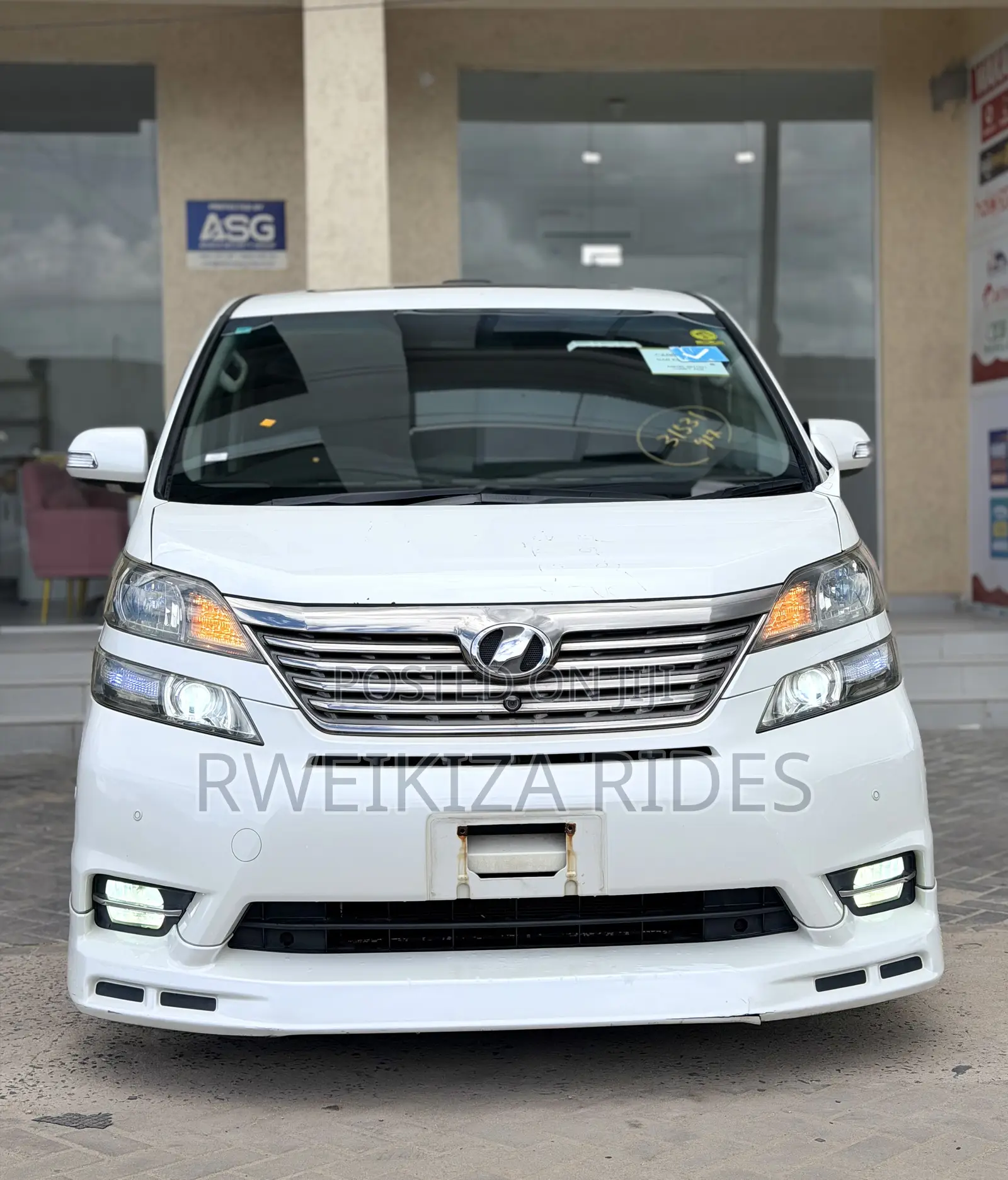Toyota Alphard 2012 White