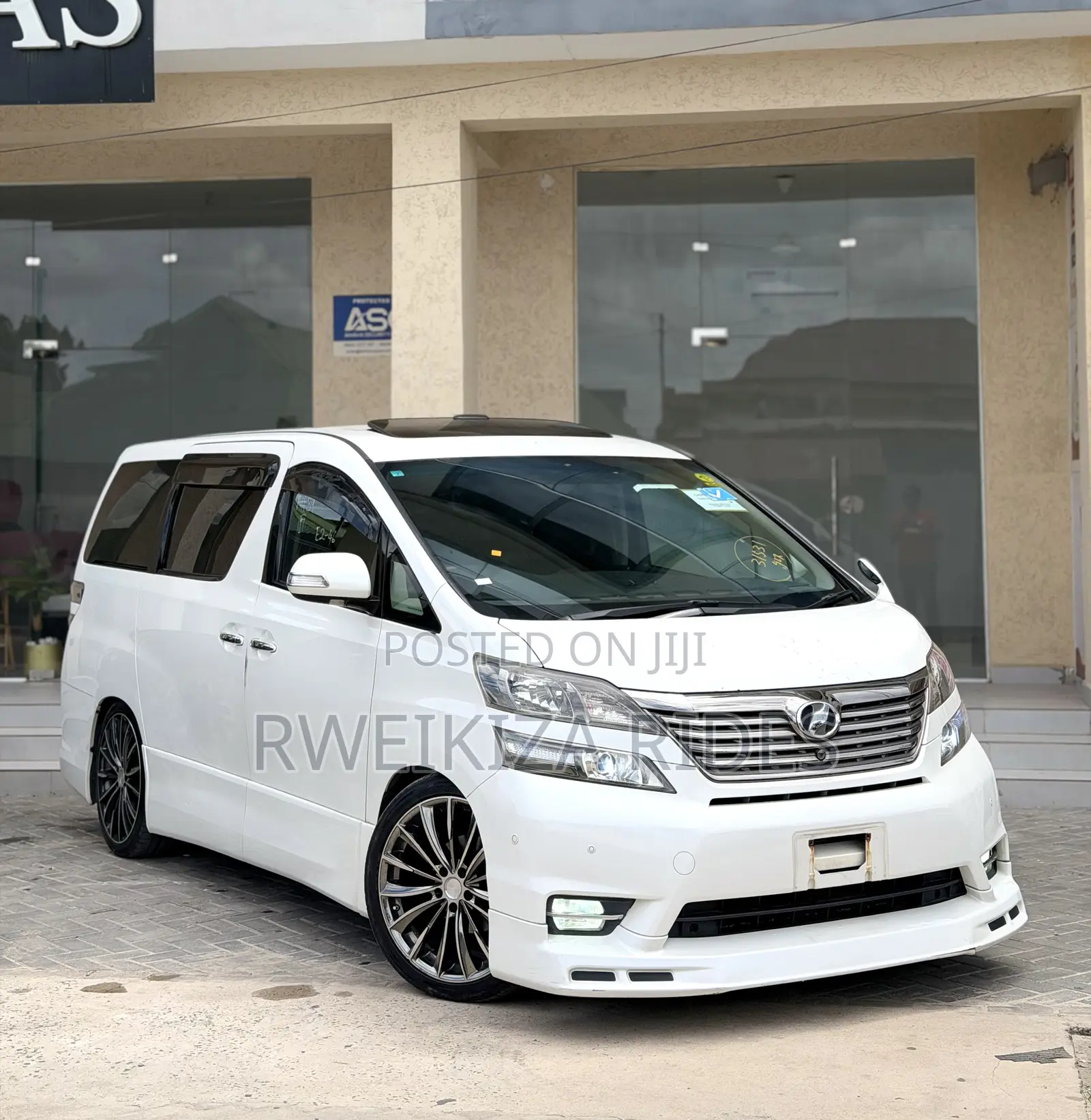 Toyota Alphard 2012 White